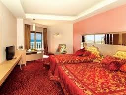 تور ترکیه هتل رویال هالیدی پالاس - آژانس مسافرتی و هواپیمایی آفتاب ساحل آبی